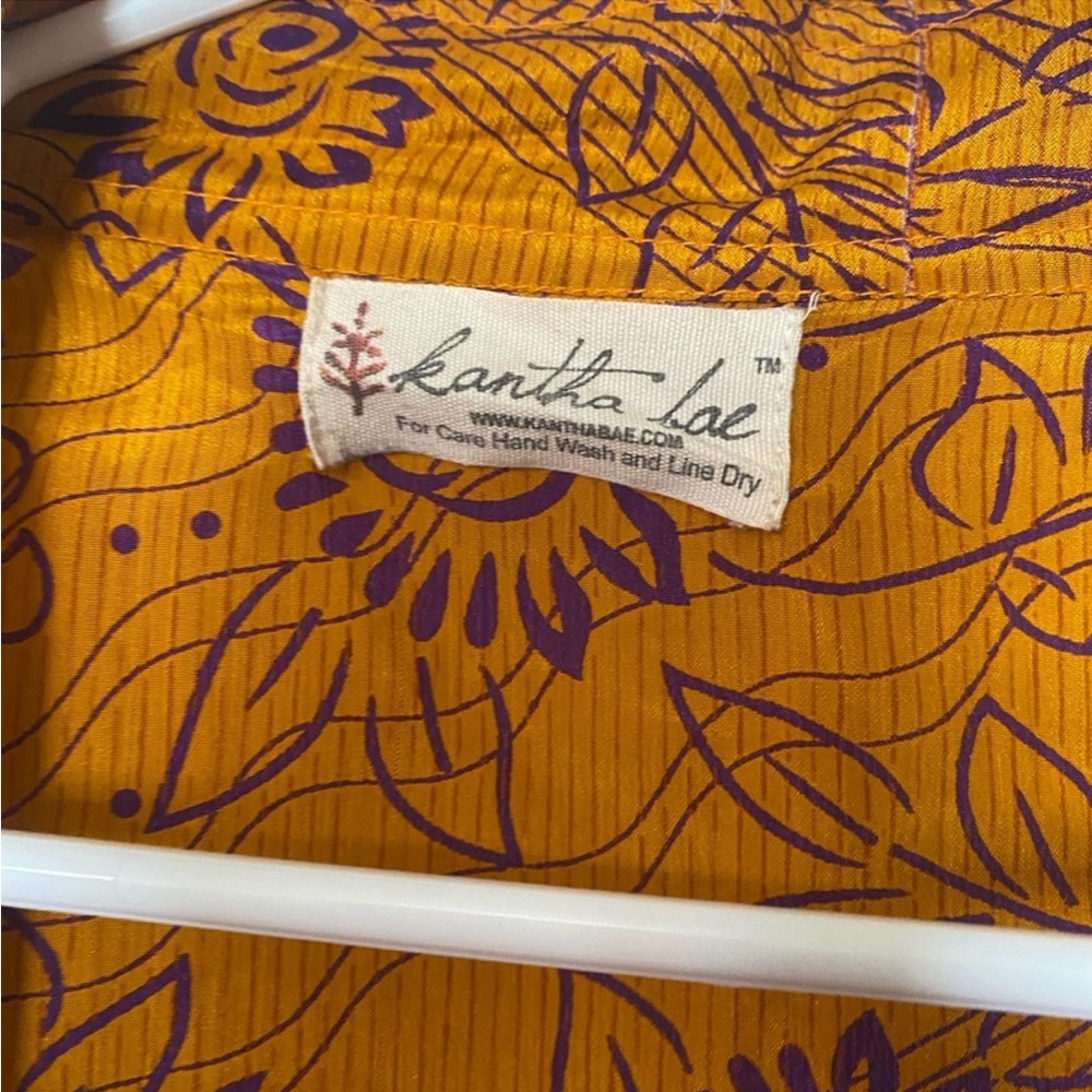Kantha Bae Silk Boho Shrug - Picture 3 of 3